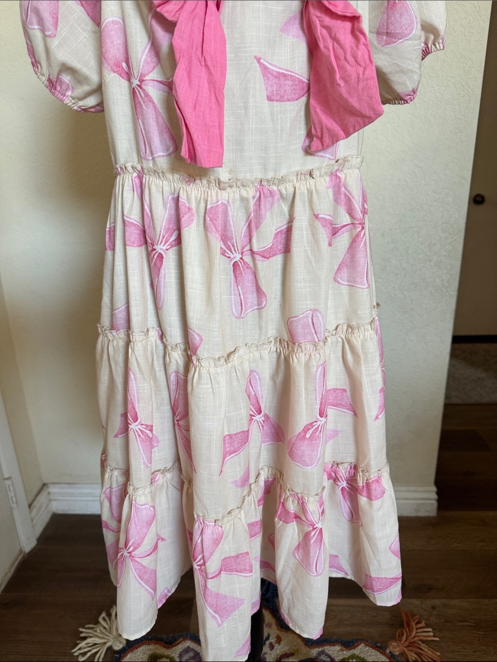 DAVI & DANI cream dress with pink bows🎀 size L - Picture 5 of 13